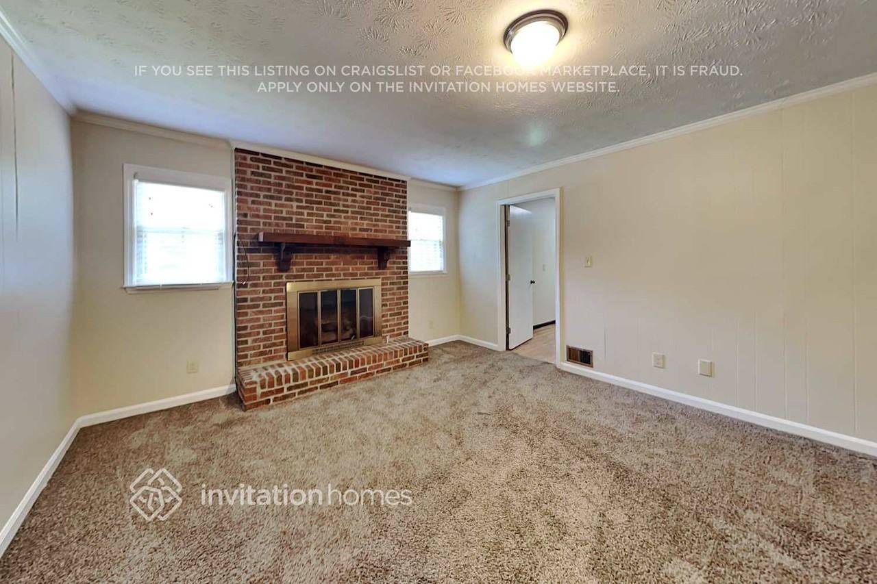 3158 Larkspur Cir - Photo 5 of 22