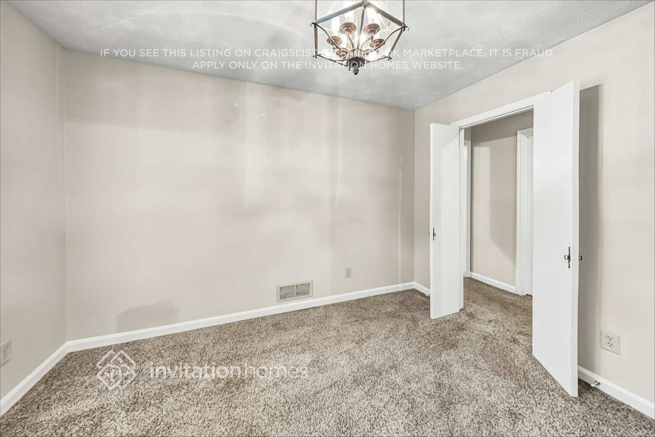 3158 Larkspur Cir - Photo 7 of 22