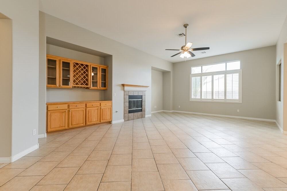 868 Bussora Rose Dr - Photo 4 of 16