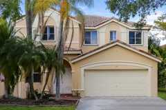 780 Tanglewood Cir - Photo 1 of 1
