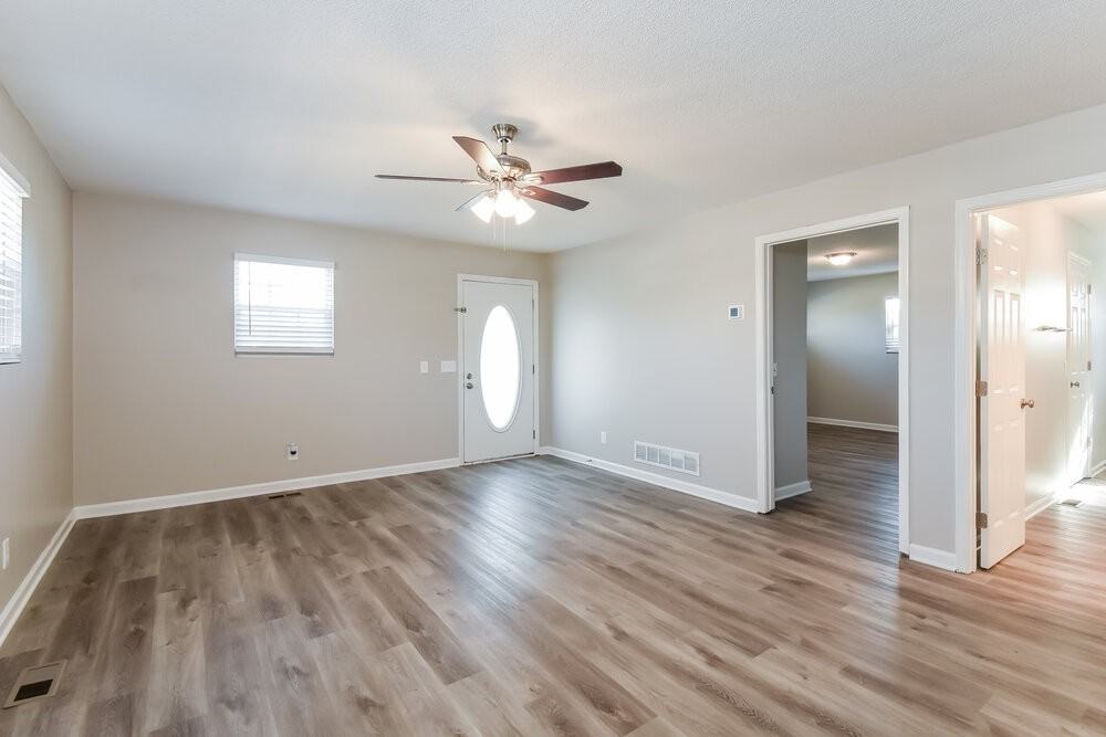 1146 Little Vine Church Rd - Photo 4 of 17