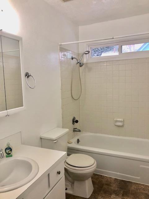 1720 Fife Ave - Photo 7 of 15