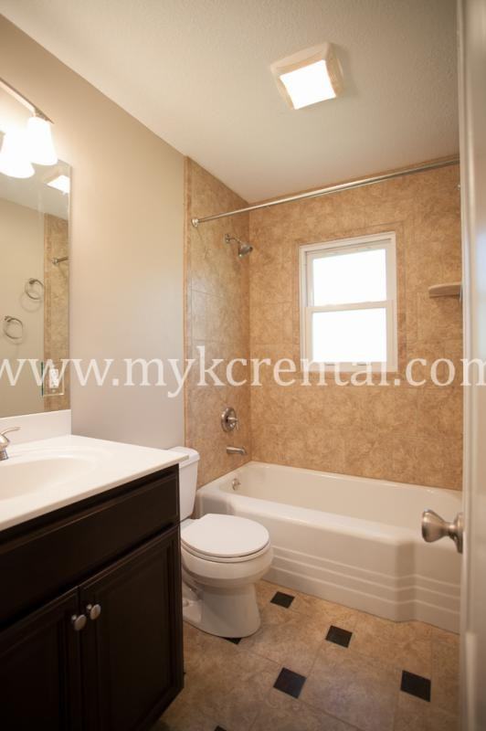5329 Linden St - Photo 2 of 8