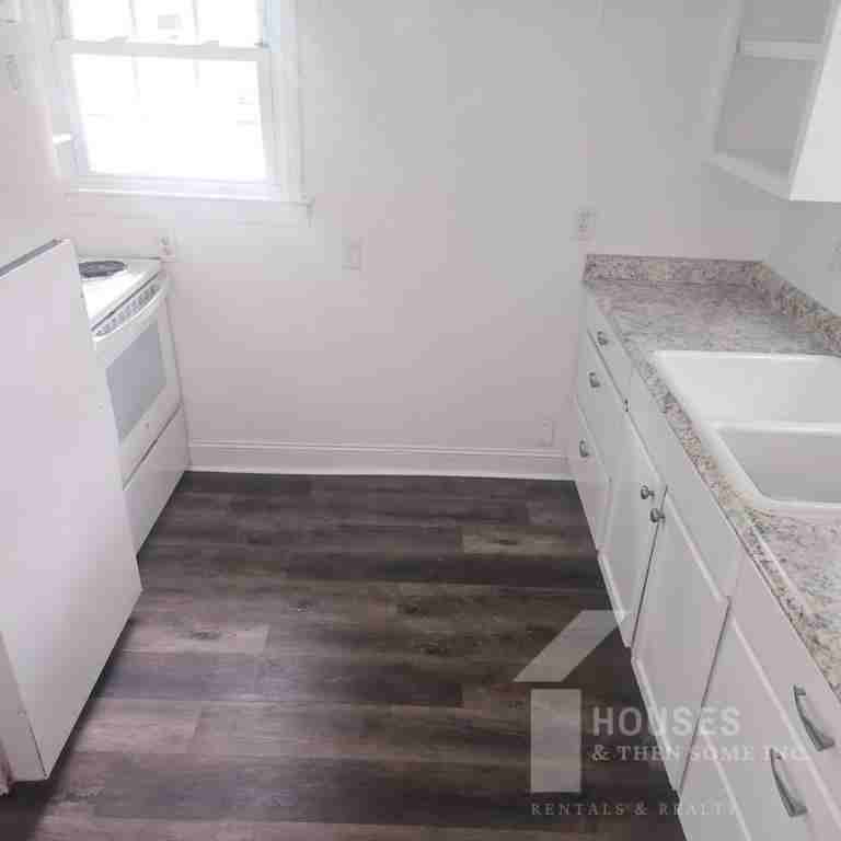34 Orlando Ave - Photo 4 of 19