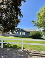 featured image of 233 Greydene Ave