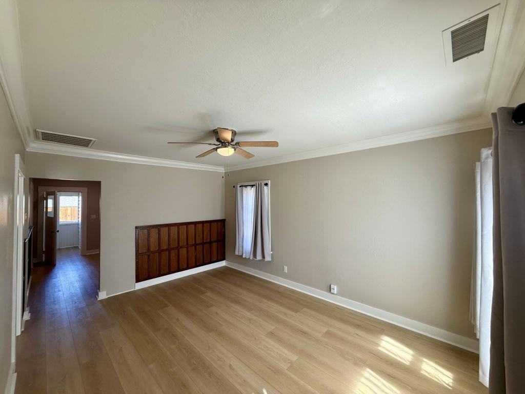 731 River Ave - Photo 5 of 21
