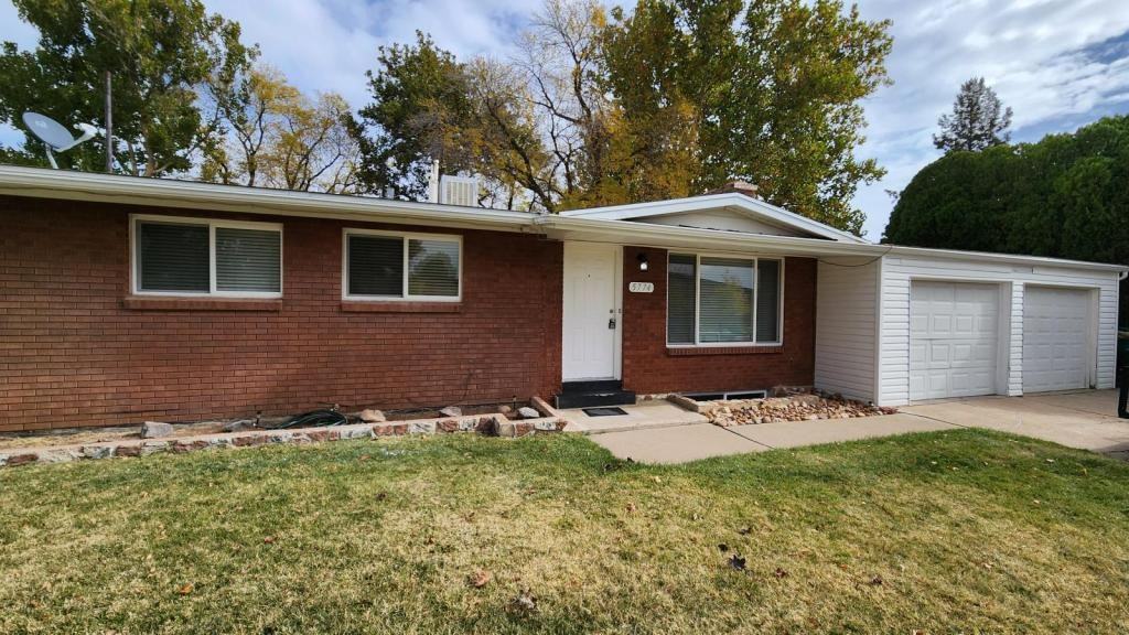 5774 S 2200 W Uppr Unit #Unit - Photo 2 of 13