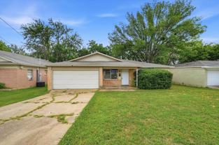 2521 N Hickory St - Photo 1 of 1