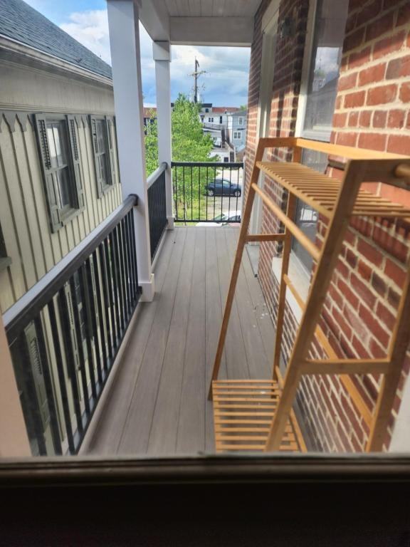 33 W Middle St ##201 - Photo 6 of 12