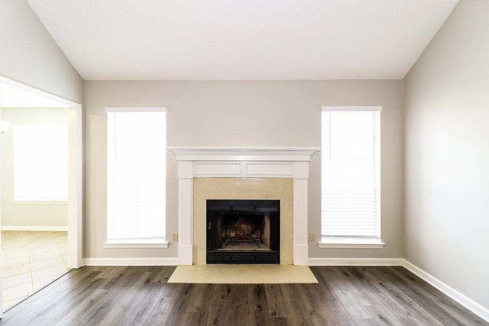 6962 Lagrange Cir N - Photo 3 of 16