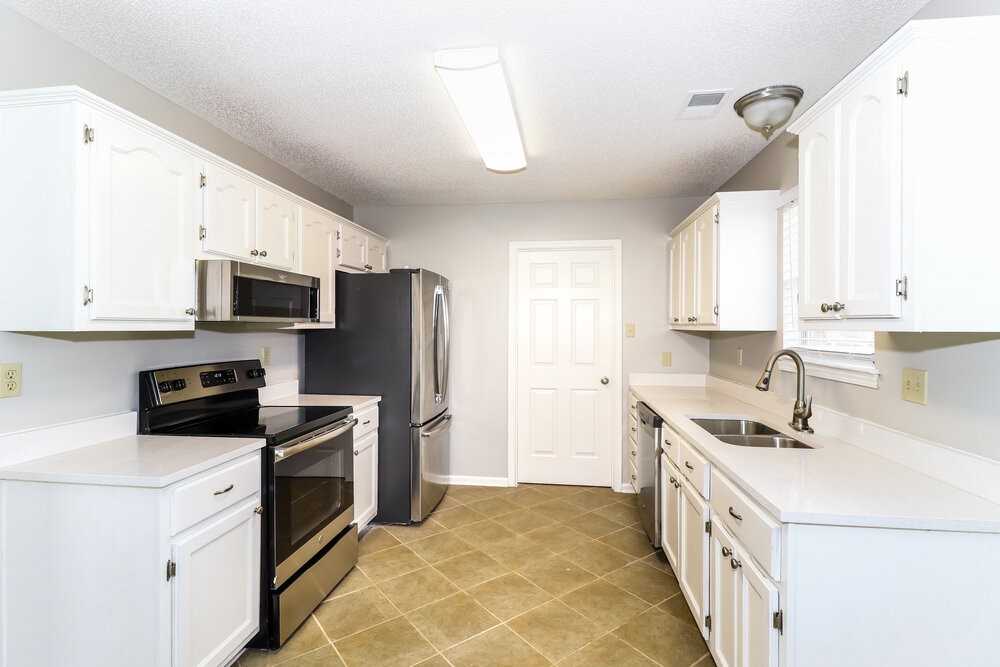 6962 Lagrange Cir N - Photo 7 of 16