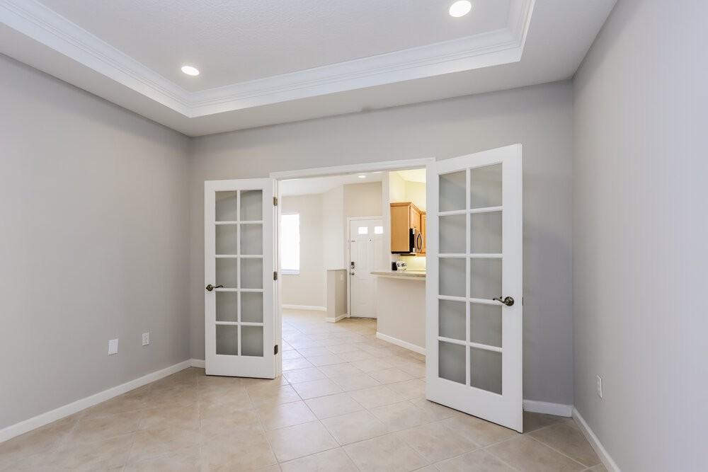 5805 Spanish Point Ct - Photo 4 of 16