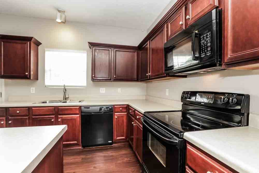 3342 Hamberton Cir - Photo 7 of 17