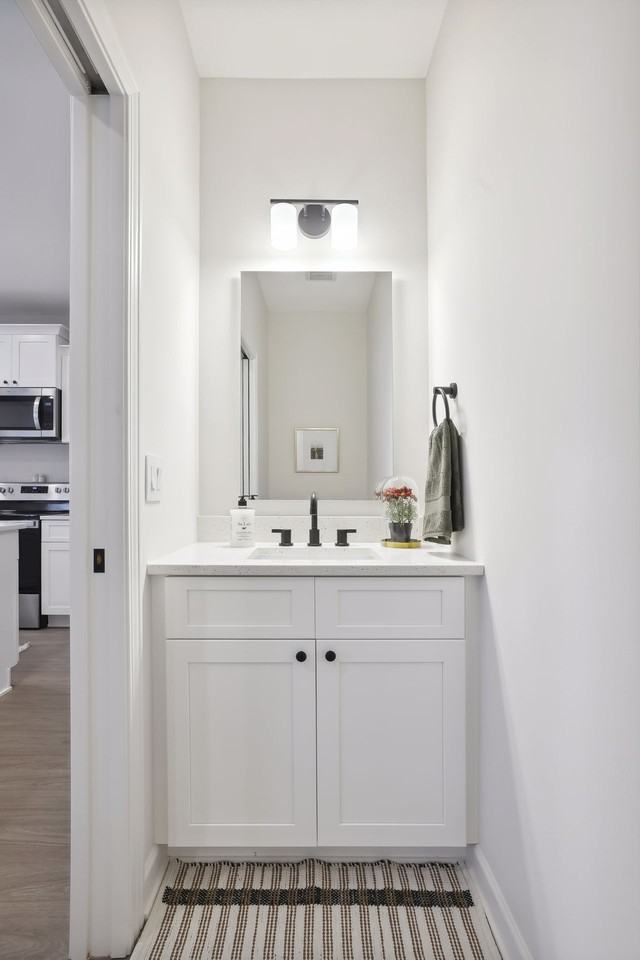 615 Ashton Street - Photo 4 of 37