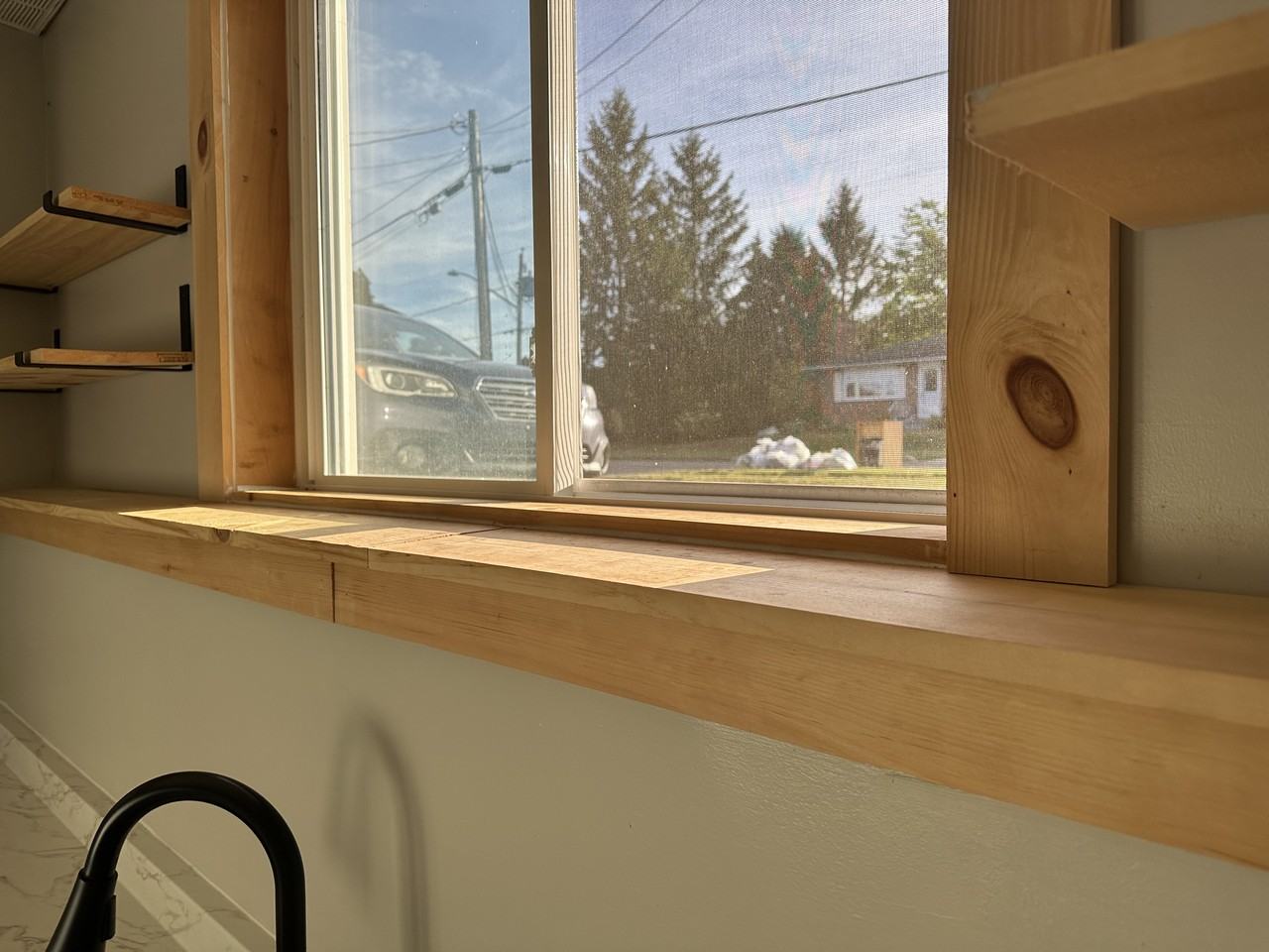 150 Hastings Street #4 - Photo 3 of 11