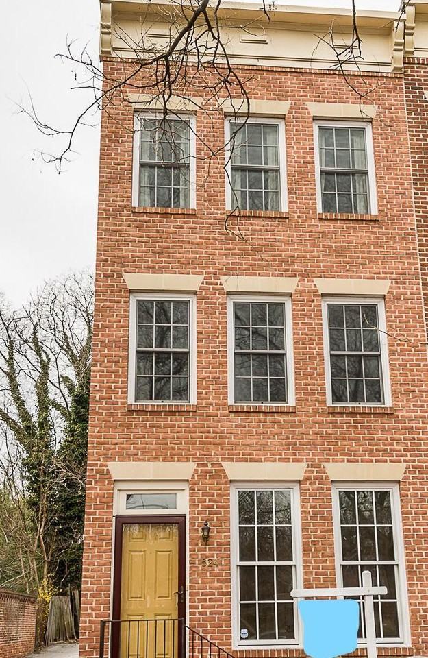 524 Saint Mary St #1
