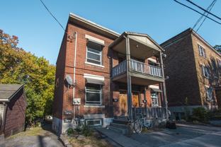 917 Bronson - Photo 1 of 1