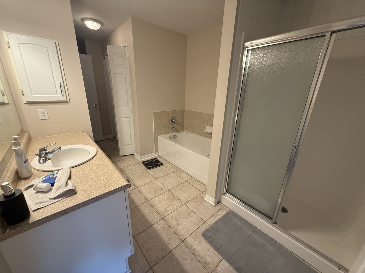 7-190 Rustic Hills Crescent - Photo 7 of 11