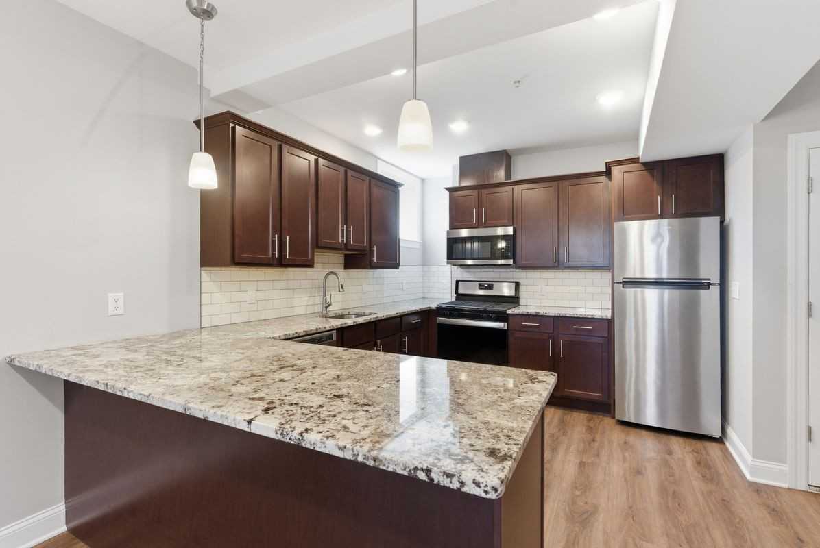 18 N Union Ave - Photo 5 of 30