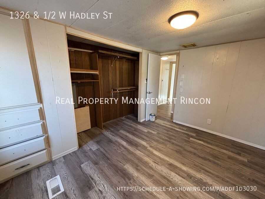 1326 1326 & 1/2 W Hadley St - Photo 7 of 7