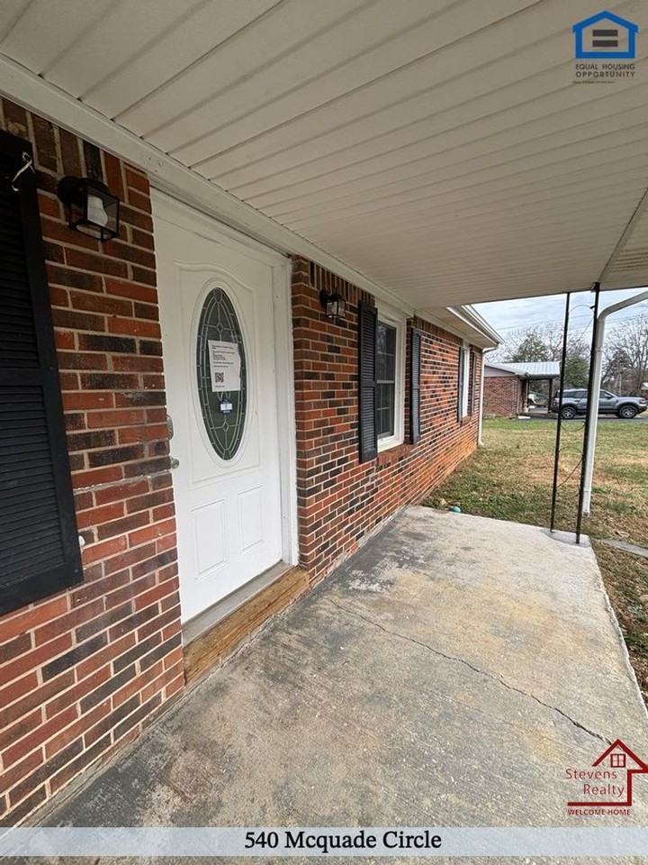 540 Mcquade Cir - Photo 2 of 30