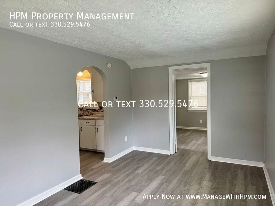 701 Rainbow Dr - Photo 4 of 11