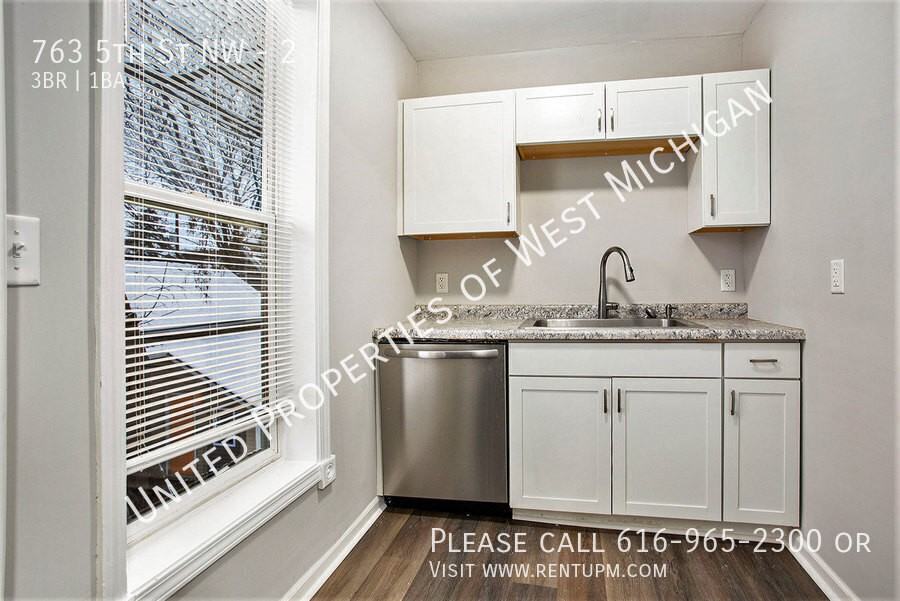 763 5th St Nw #2 - Photo 2 of 20