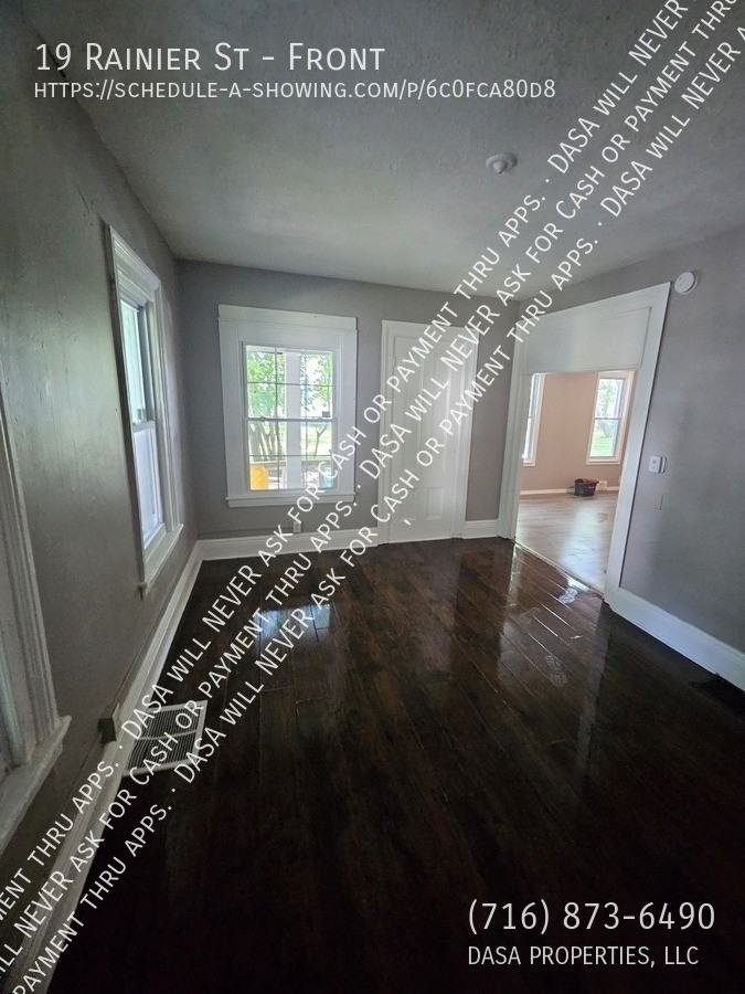 19 Rainier St - Photo 3 of 9