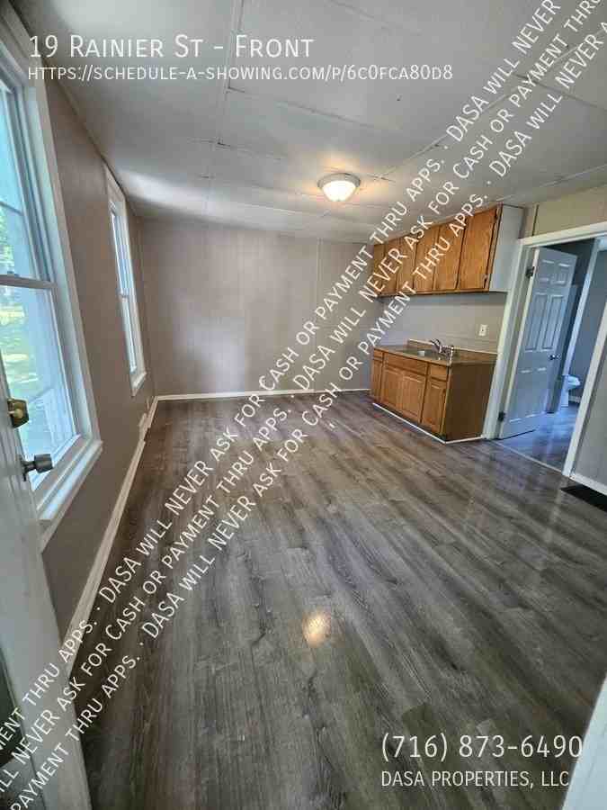 19 Rainier St - Photo 6 of 9