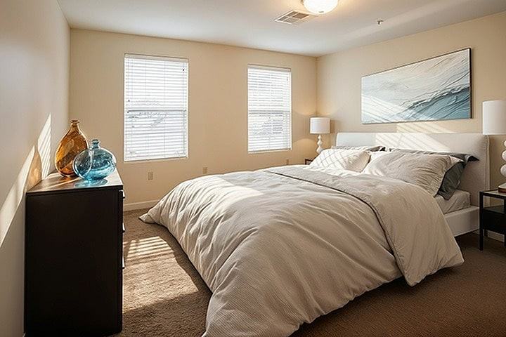 Diamond Pointe - Photo 5 of 49