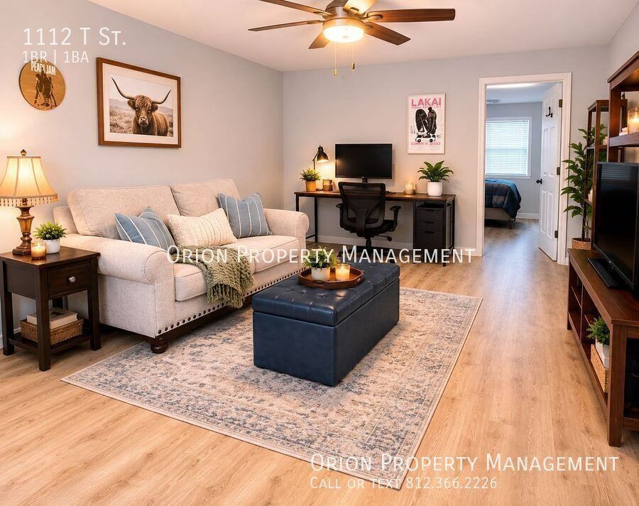 1112 T St - Photo 4 of 7