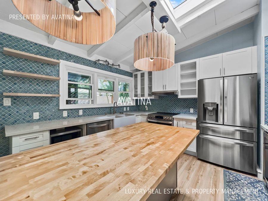 804 Akumu St - Photo 4 of 22