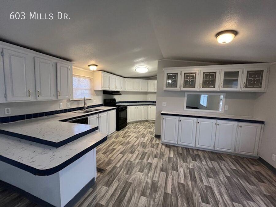 603 Mills Dr