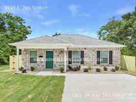 2915 E 2nd St - Photo 1 of 1