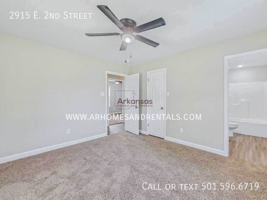 2915 E 2nd St - Photo 7 of 14
