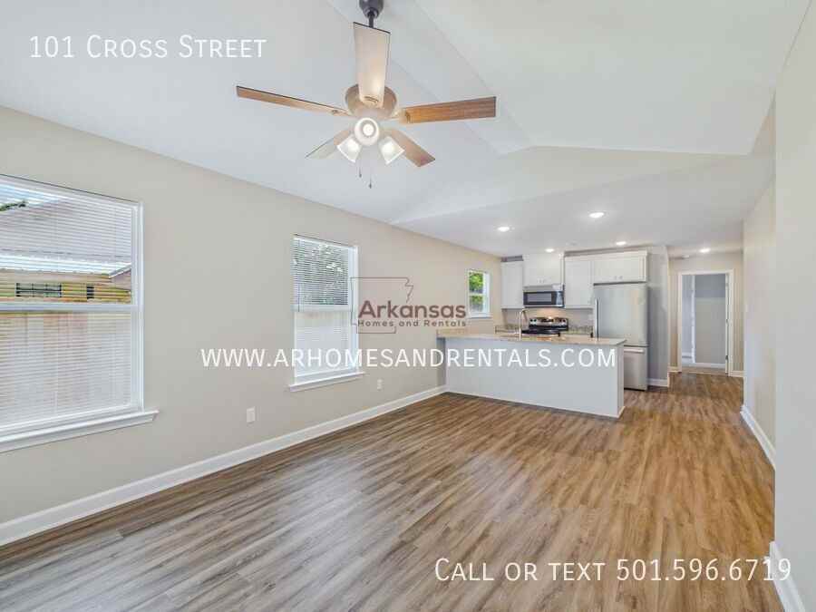 101 Cross St - Photo 3 of 15