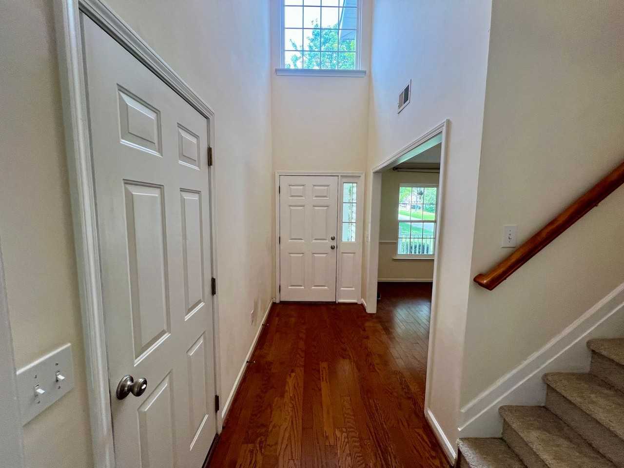 310 Wintergreen Rd - Photo 3 of 30