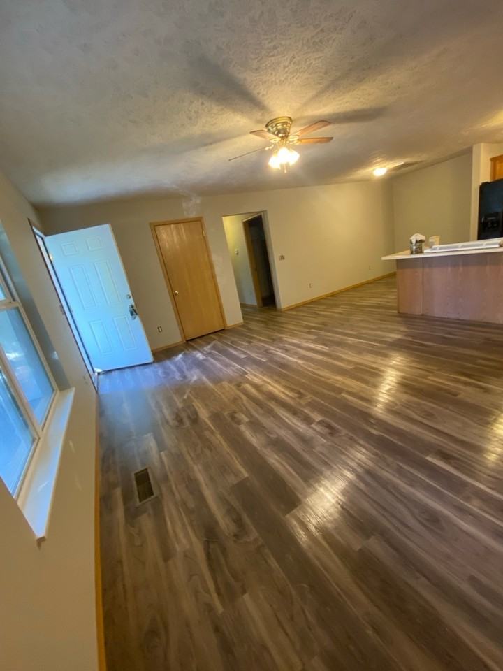 520 W Nichols St #104 - Photo 6 of 9
