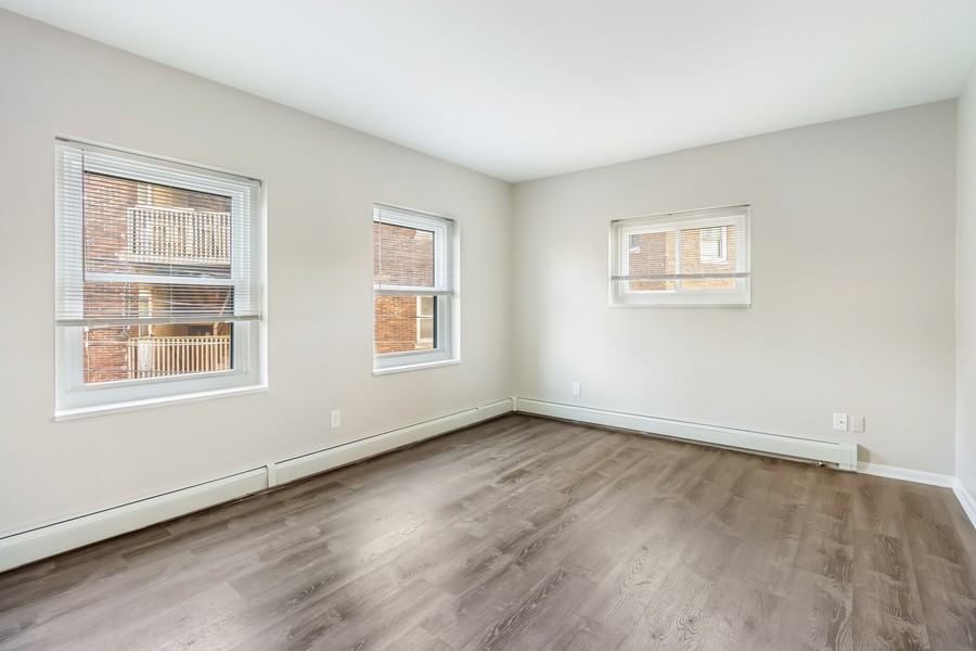 2311 E North Ave #3 - Photo 4 of 15