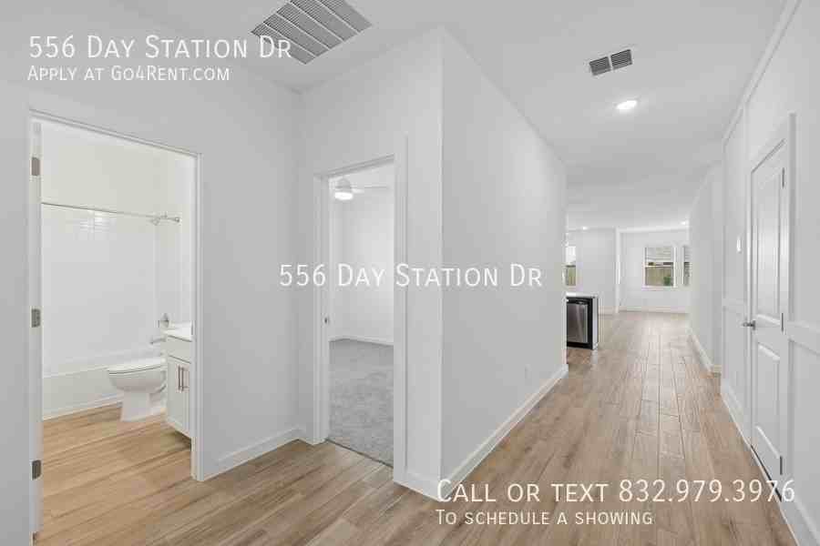 556 Day Station Dr - Photo 3 of 24