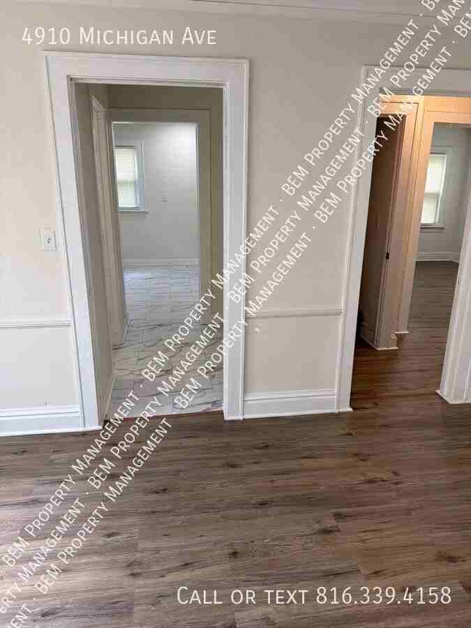 4910 Michigan Ave - Photo 5 of 19