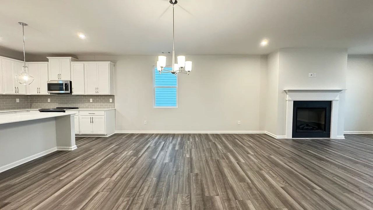 2711 Stream Valley Ln Nw - Photo 4 of 43