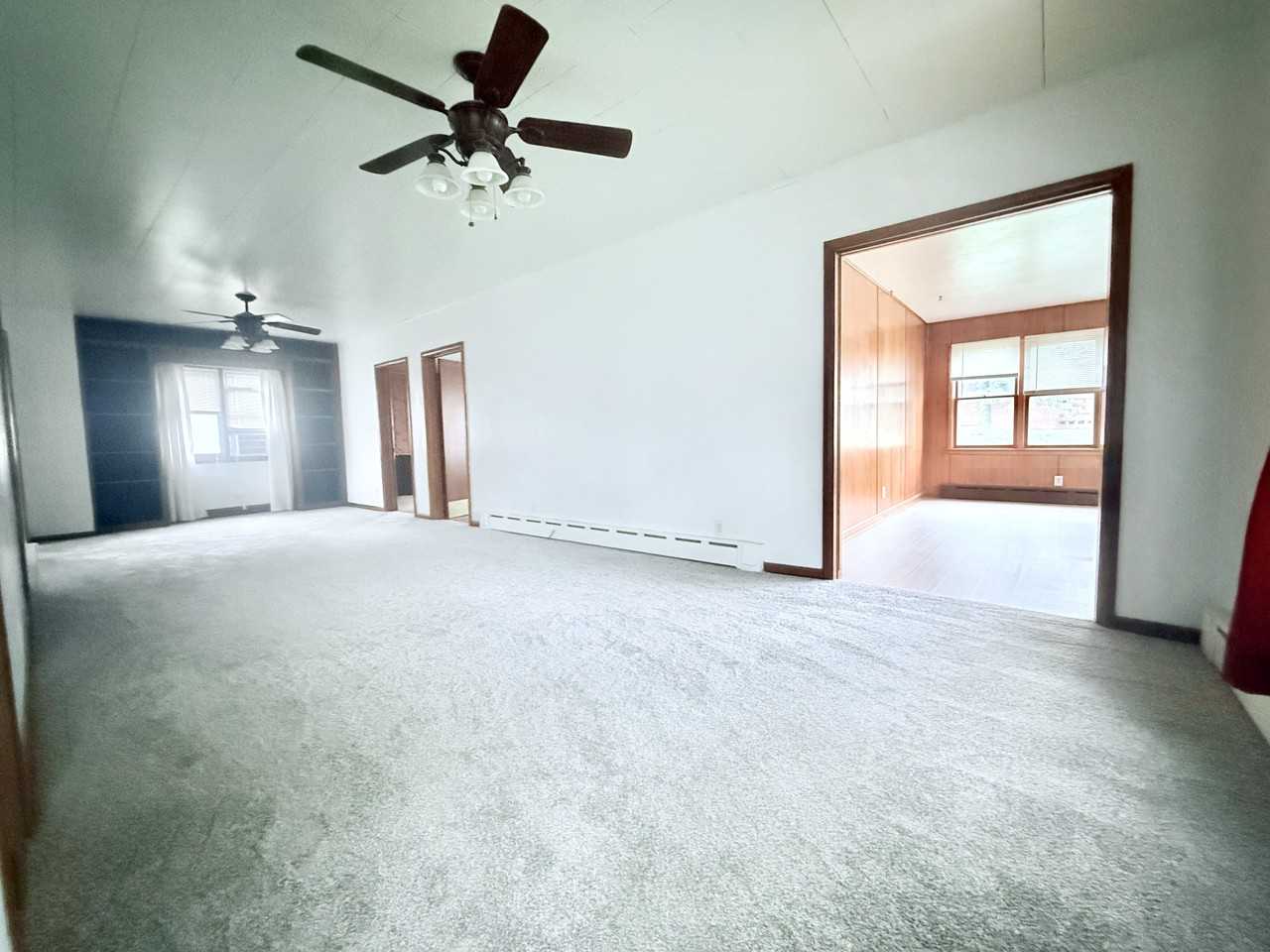 601 Clark Street - Photo 3 of 28