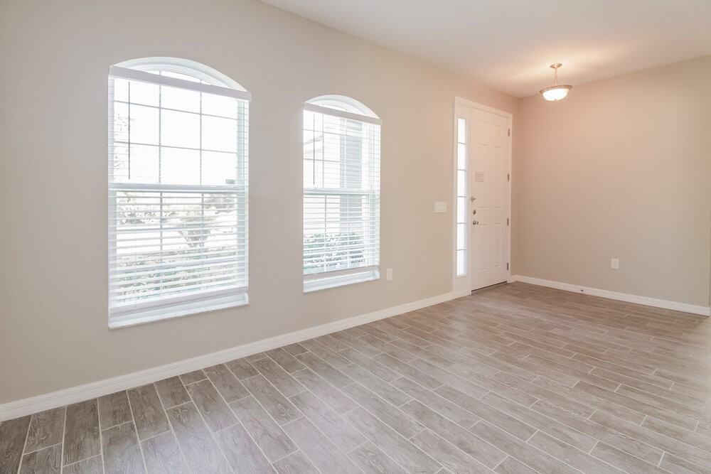 4850 Grand Vista Ln - Photo 3 of 16