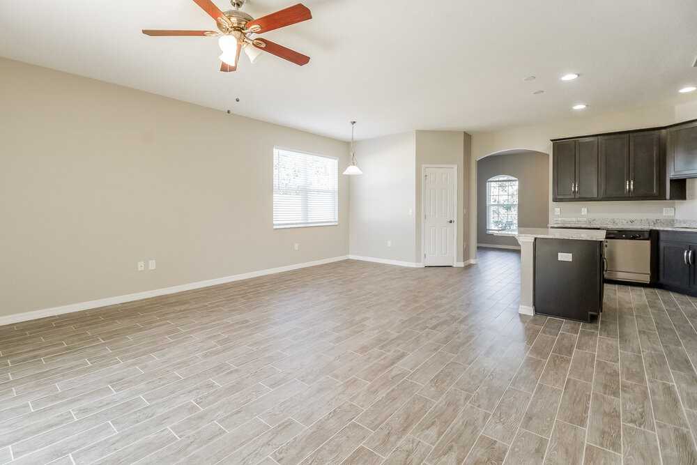 4850 Grand Vista Ln - Photo 4 of 16