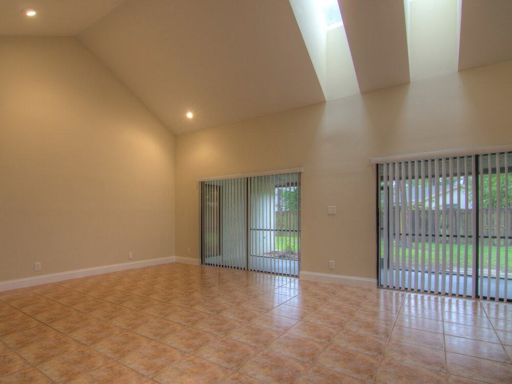 13522 Exotica Ln - Photo 2 of 15