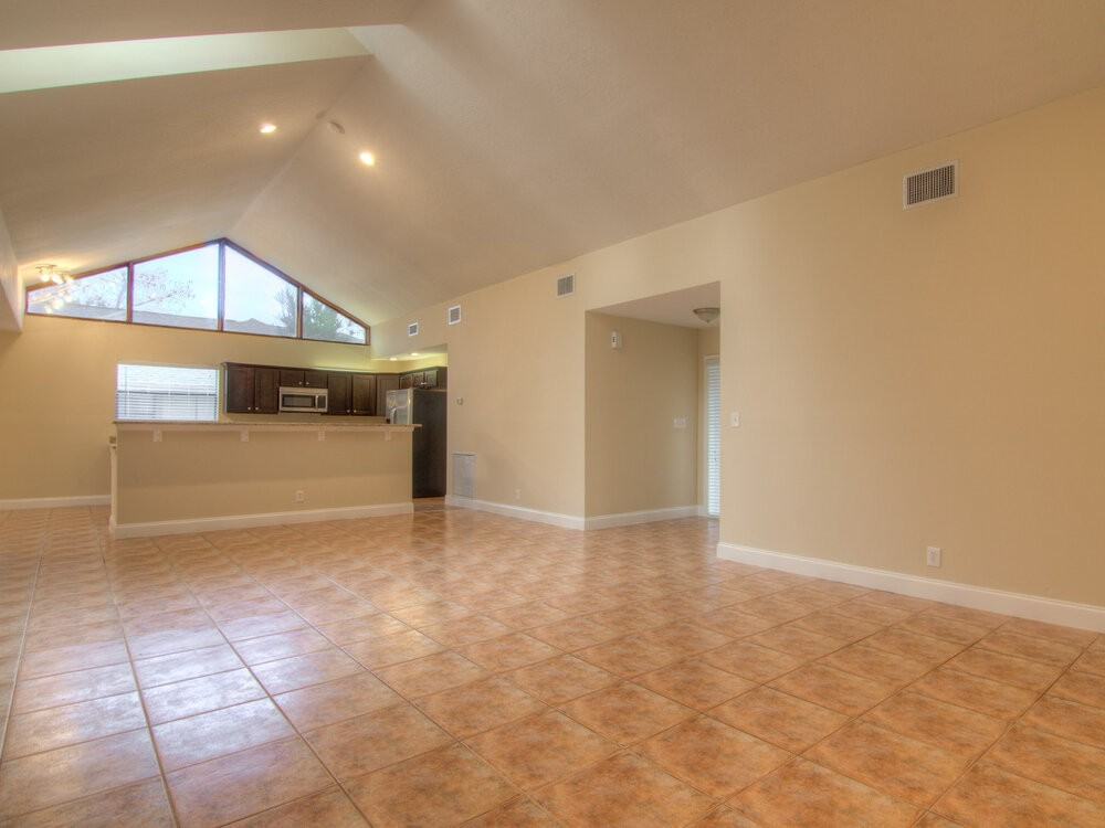 13522 Exotica Ln - Photo 4 of 15
