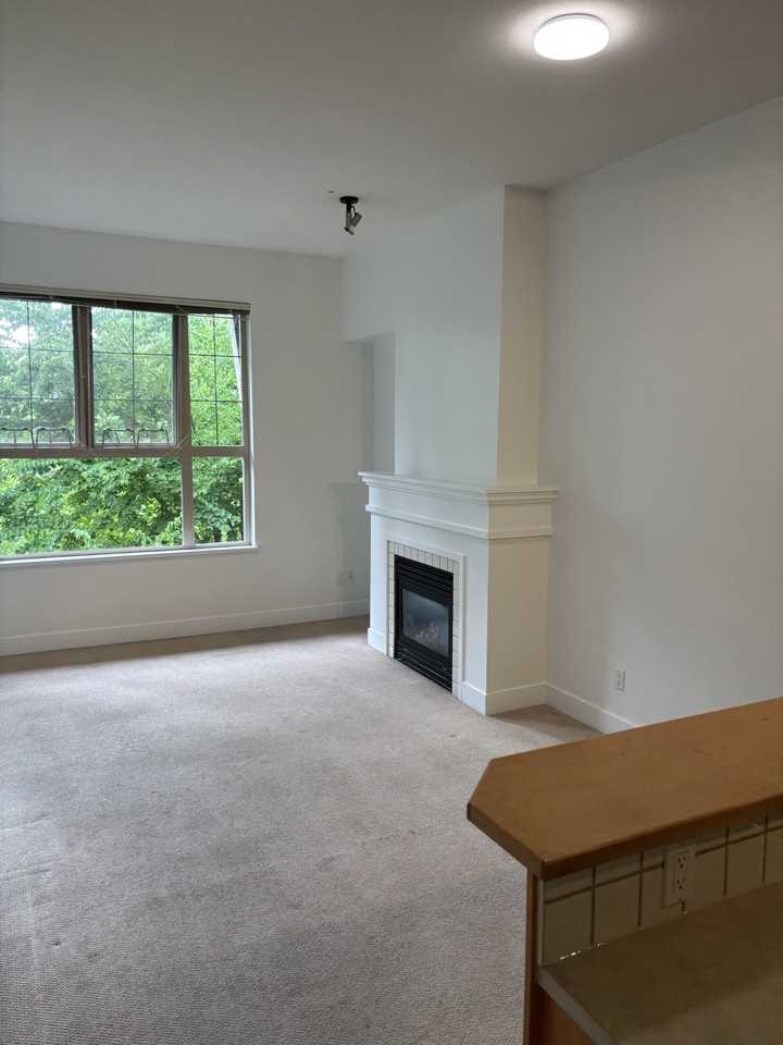4655 Valley Dr - Photo 3 of 22