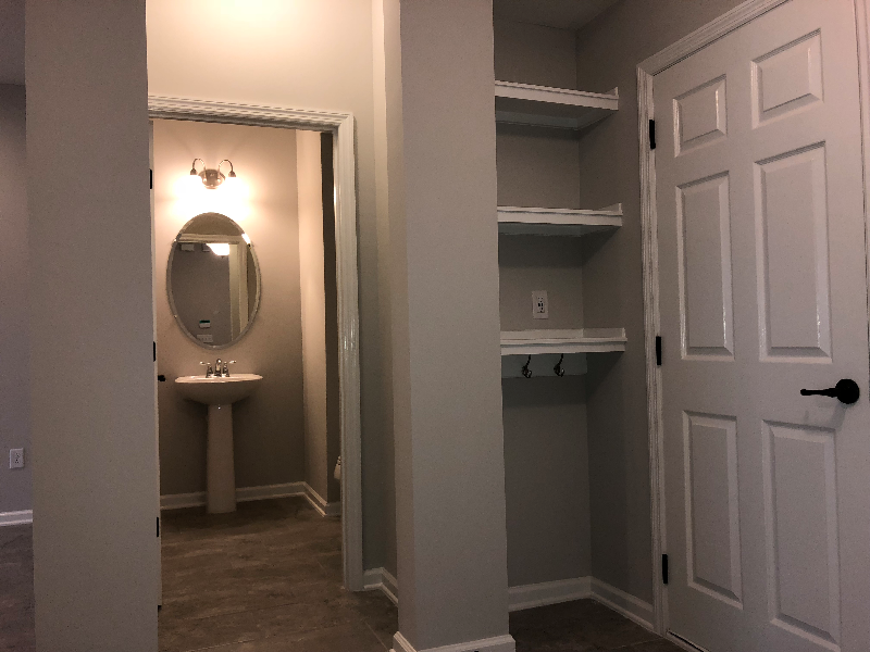 557 Richmond Dr - Photo 3 of 25