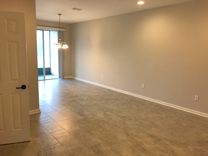 557 Richmond Dr - Photo 4 of 25